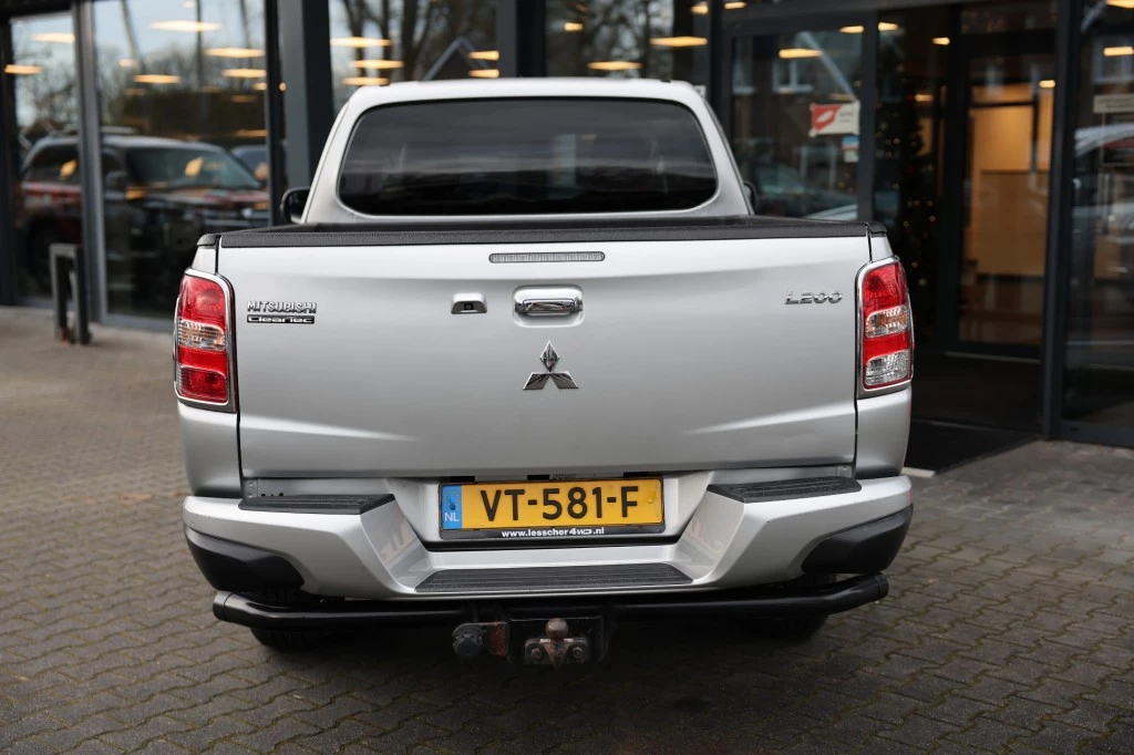 Hoofdafbeelding Mitsubishi L200