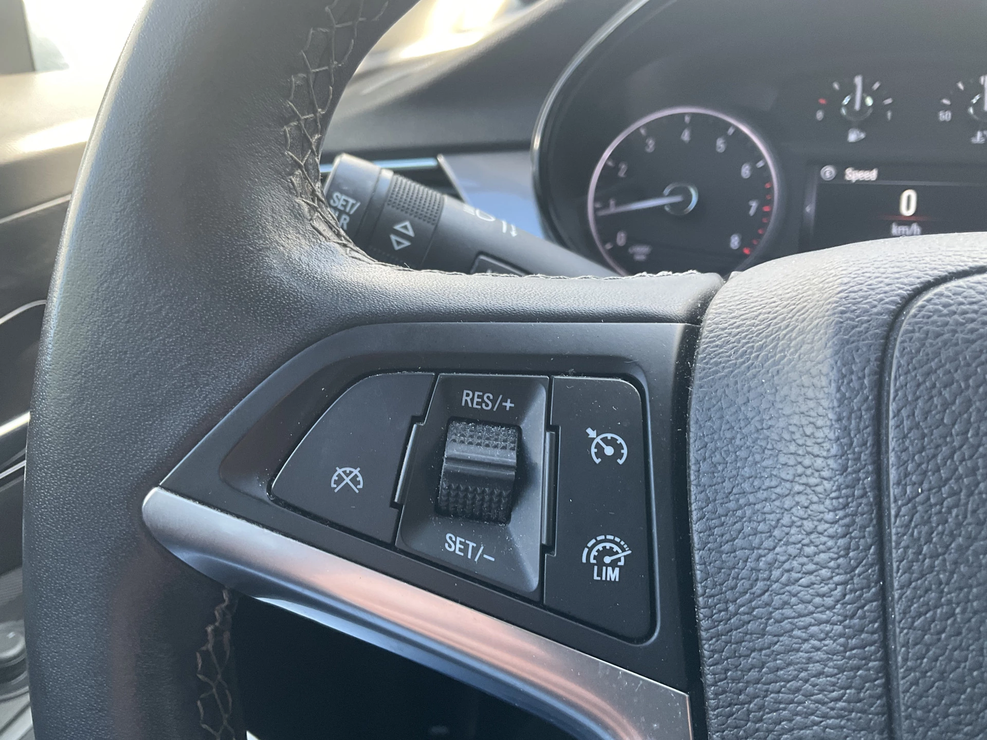 Hoofdafbeelding Opel Mokka X
