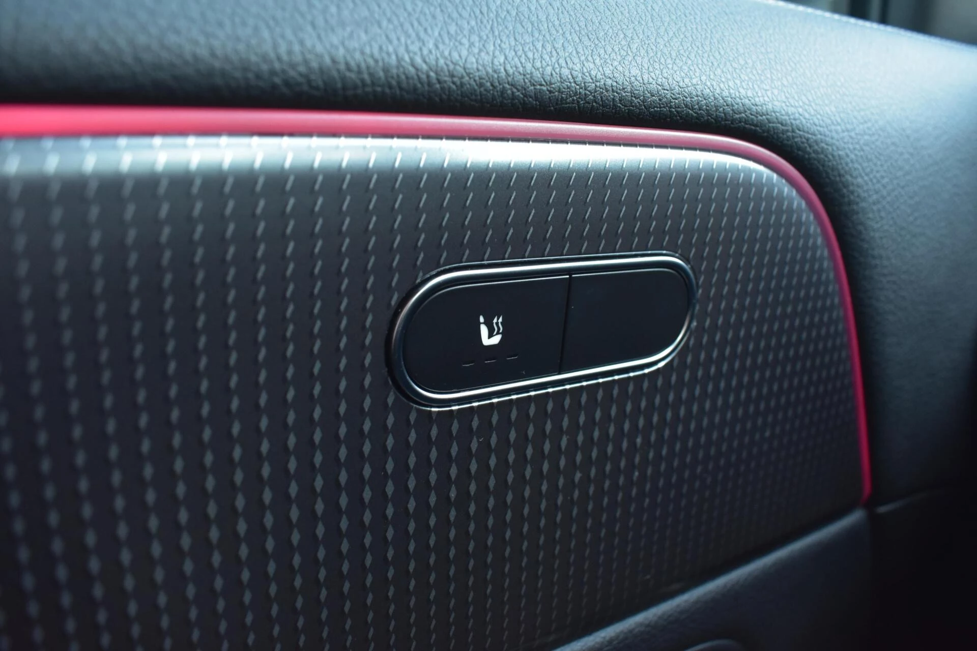 Hoofdafbeelding Mercedes-Benz EQA