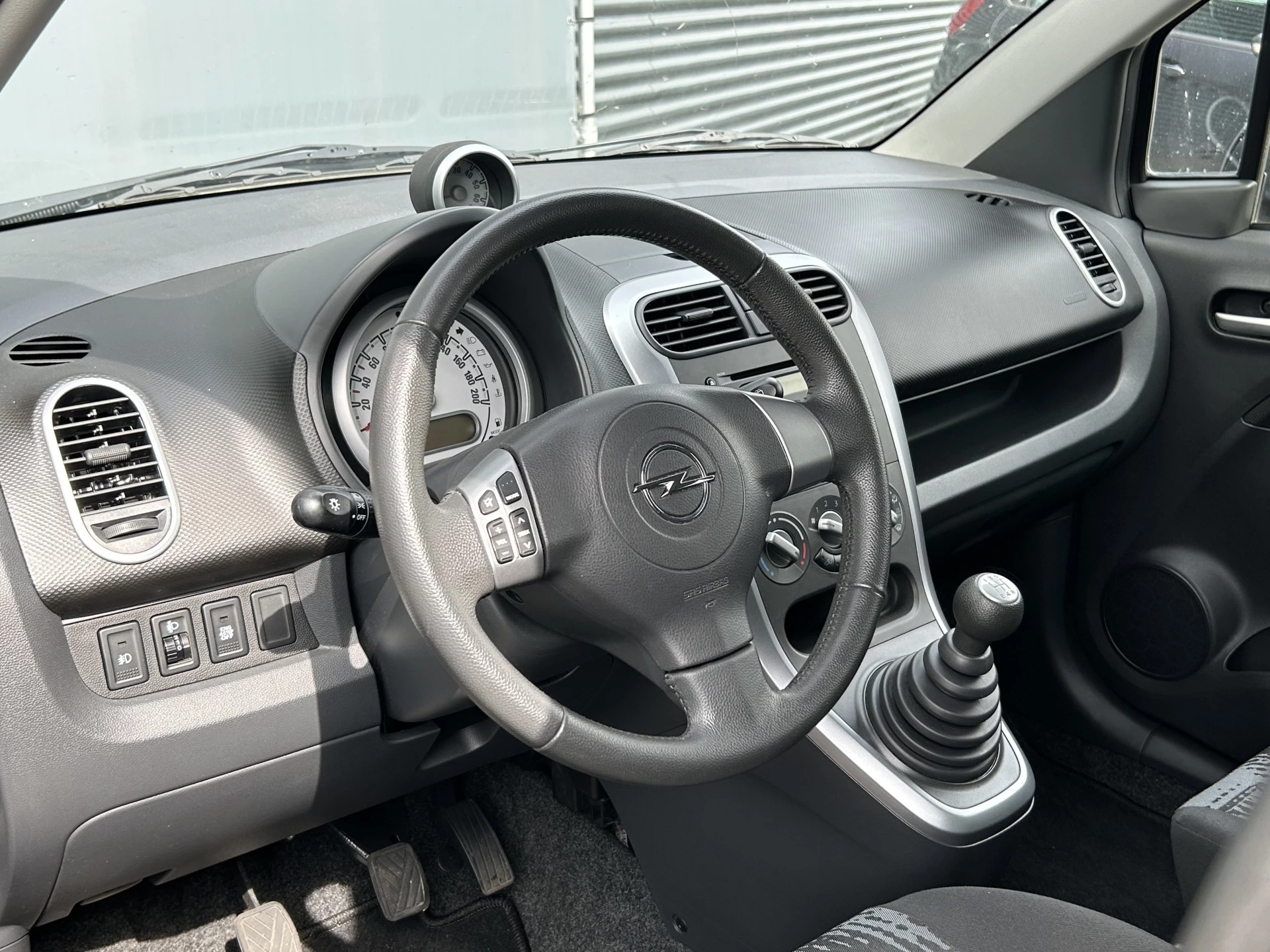 Hoofdafbeelding Opel Agila
