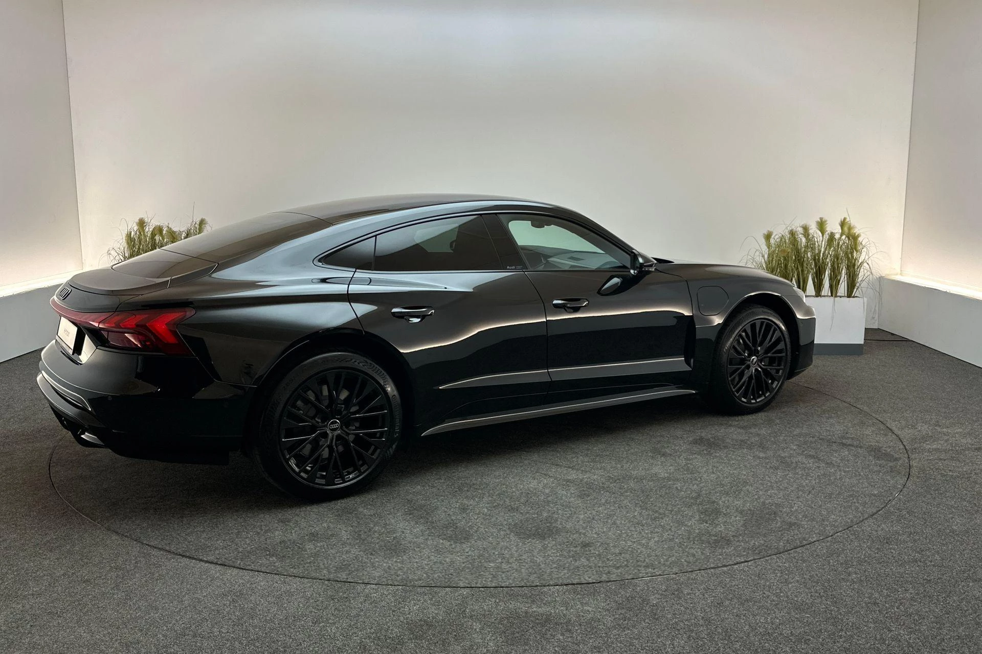 Hoofdafbeelding Audi e-tron GT