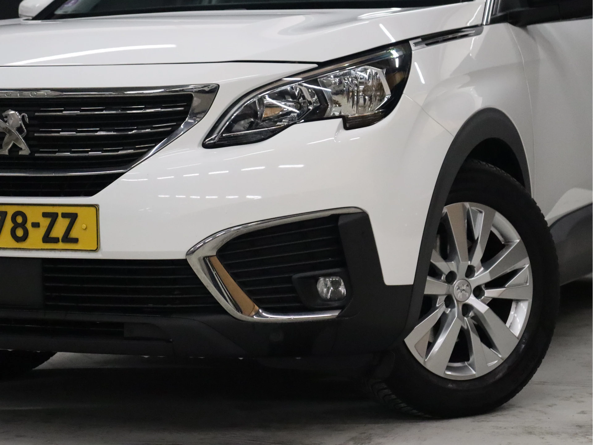 Hoofdafbeelding Peugeot 5008