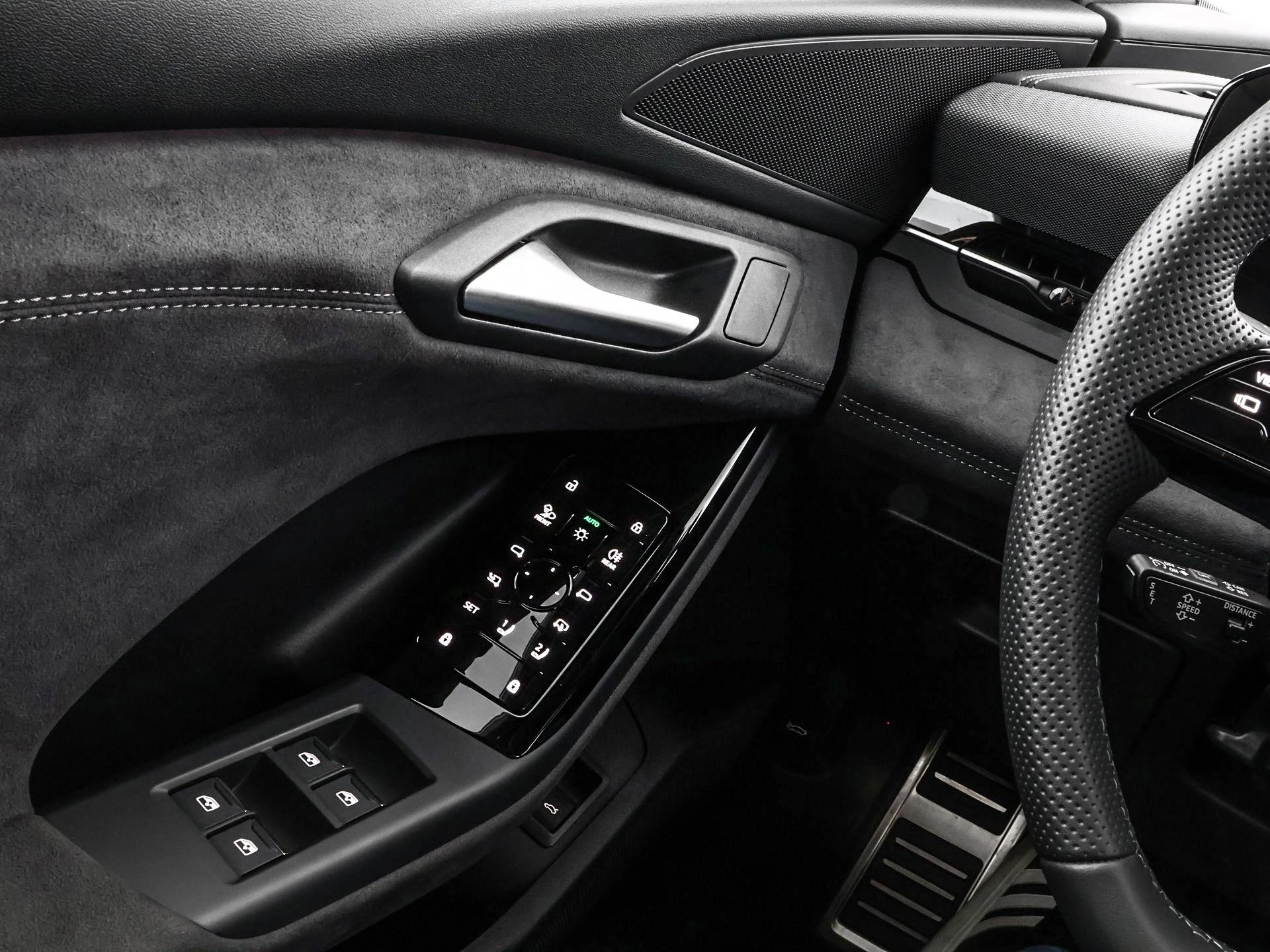 Hoofdafbeelding Audi Q6 e-tron