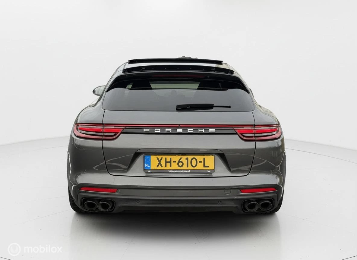 Hoofdafbeelding Porsche Panamera