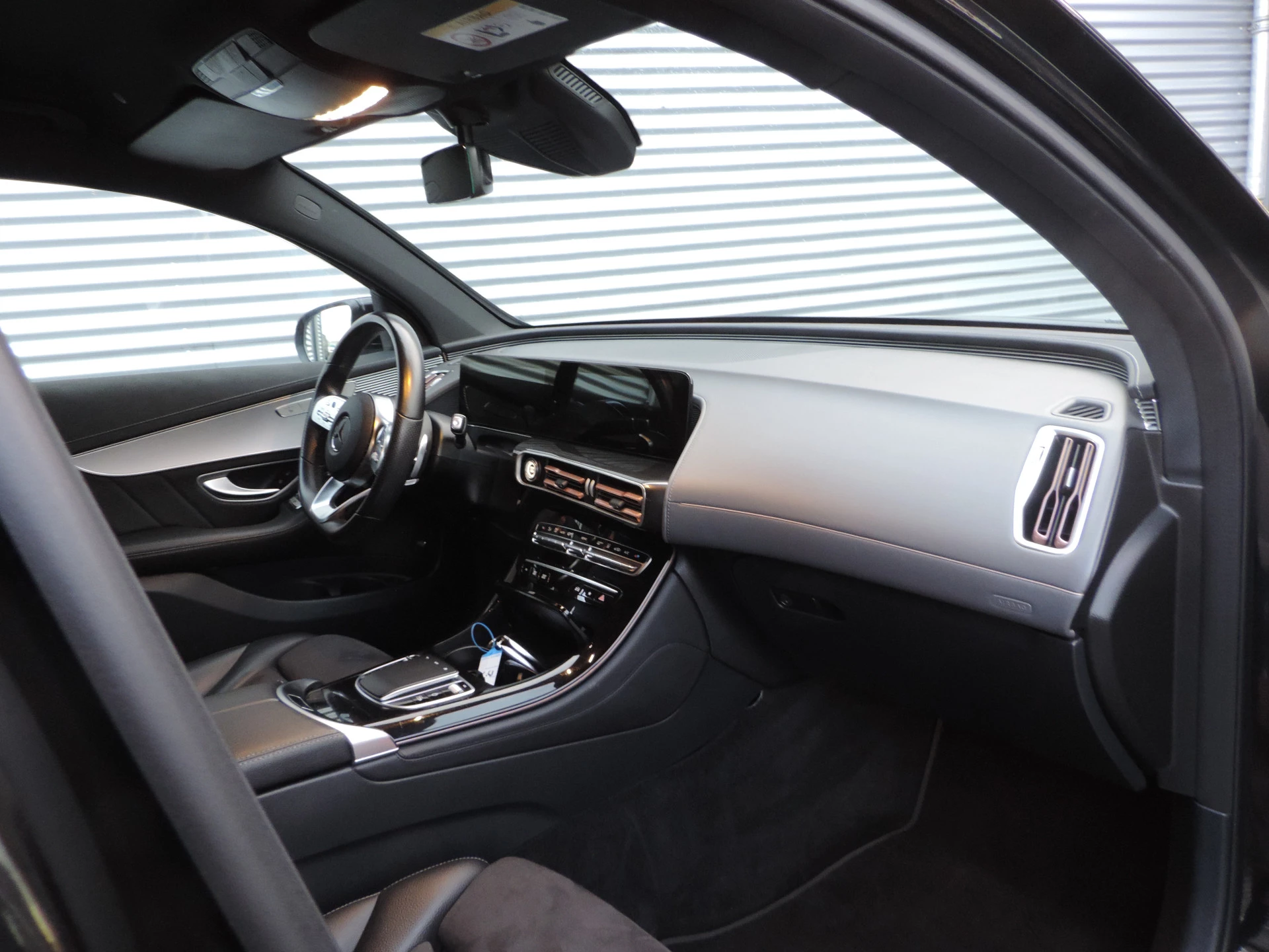 Hoofdafbeelding Mercedes-Benz EQC