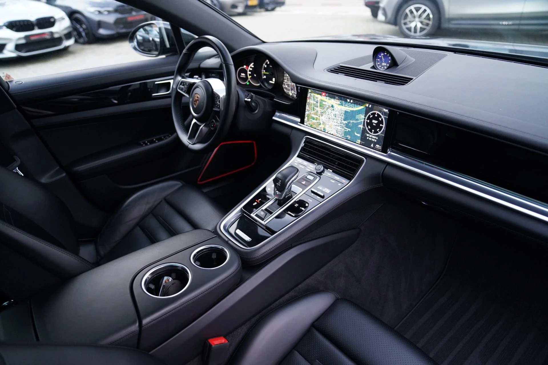 Hoofdafbeelding Porsche Panamera