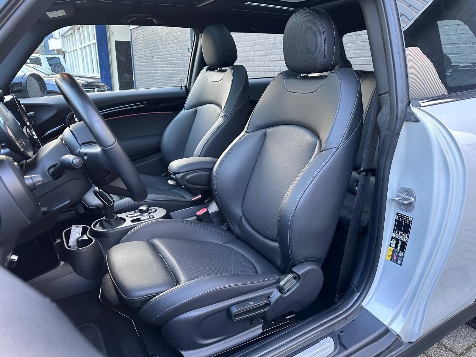 Hoofdafbeelding MINI Electric