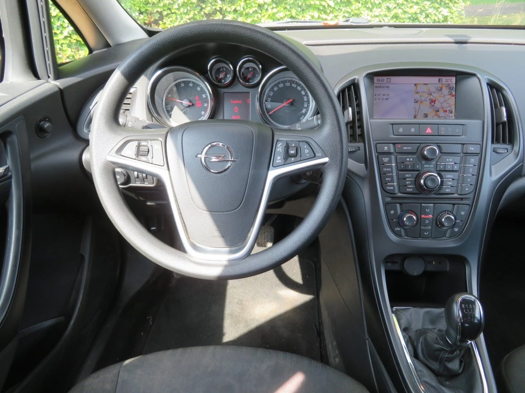 Hoofdafbeelding Opel Astra