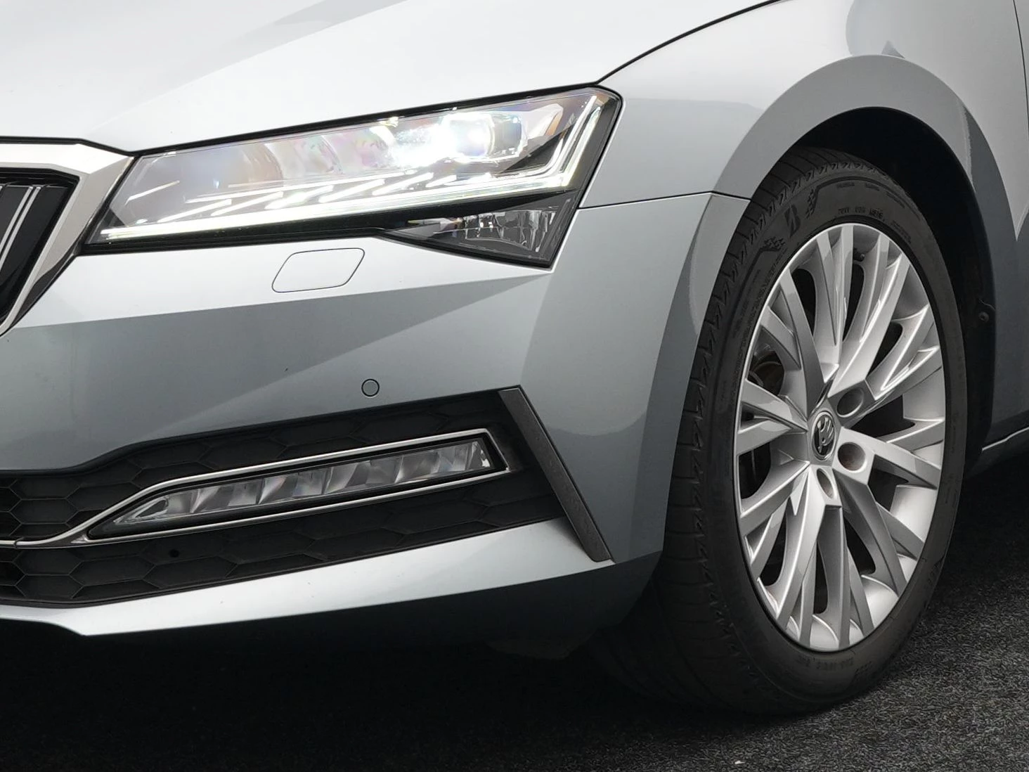Hoofdafbeelding Škoda Superb