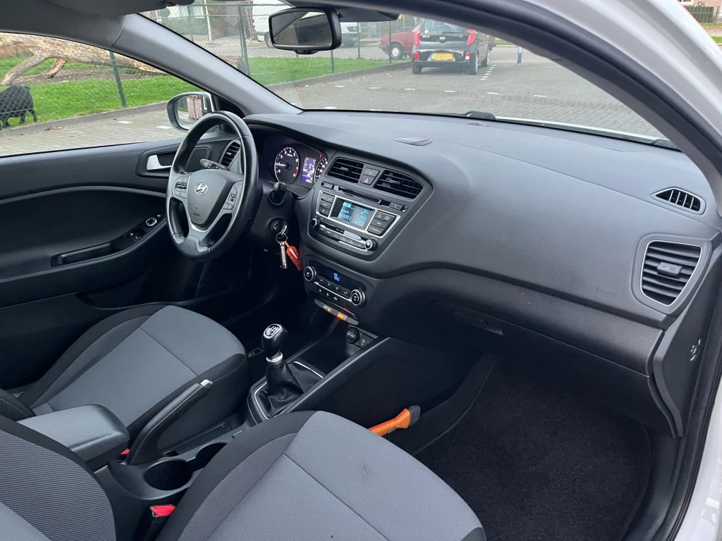 Hoofdafbeelding Hyundai i20