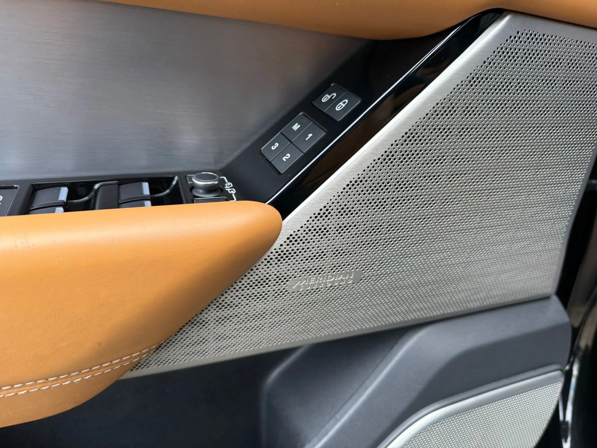 Hoofdafbeelding Land Rover Range Rover Velar