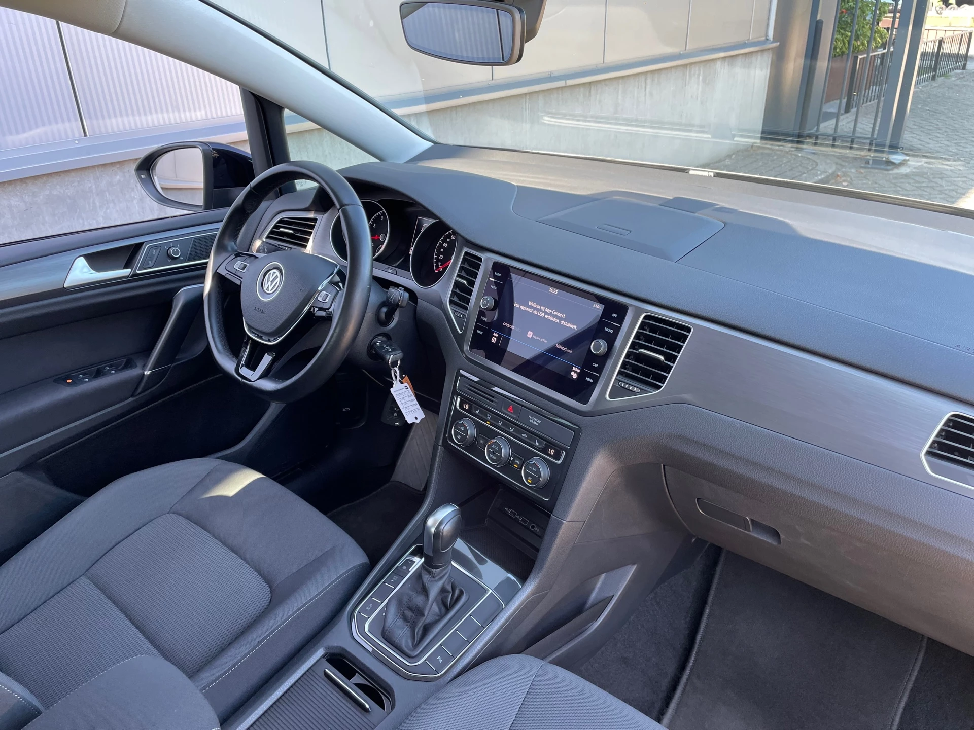 Hoofdafbeelding Volkswagen Golf Sportsvan
