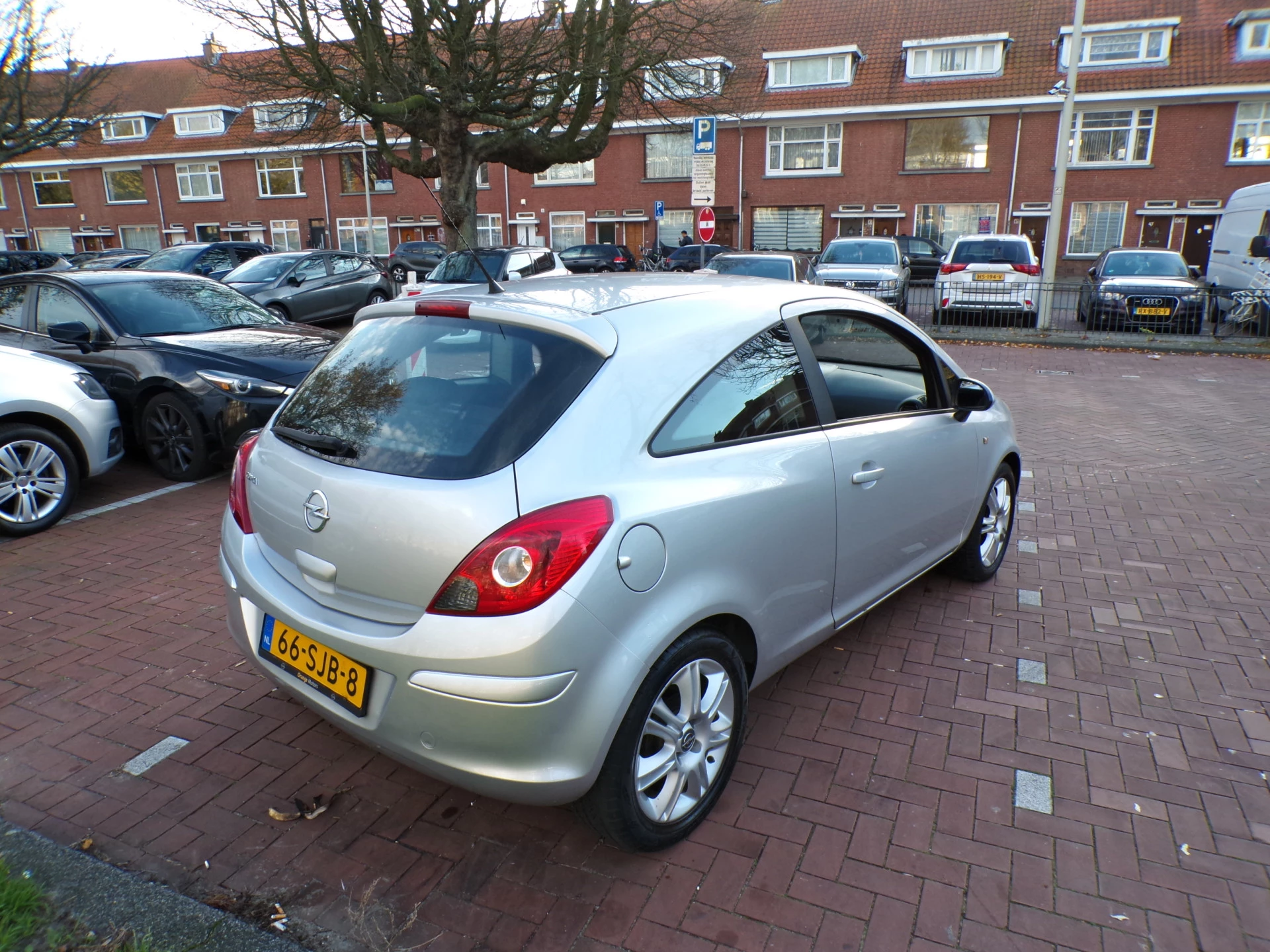 Hoofdafbeelding Opel Corsa