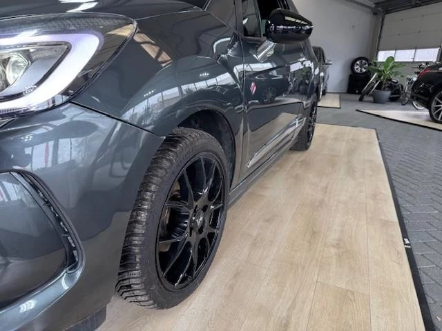 Hoofdafbeelding DS DS 3