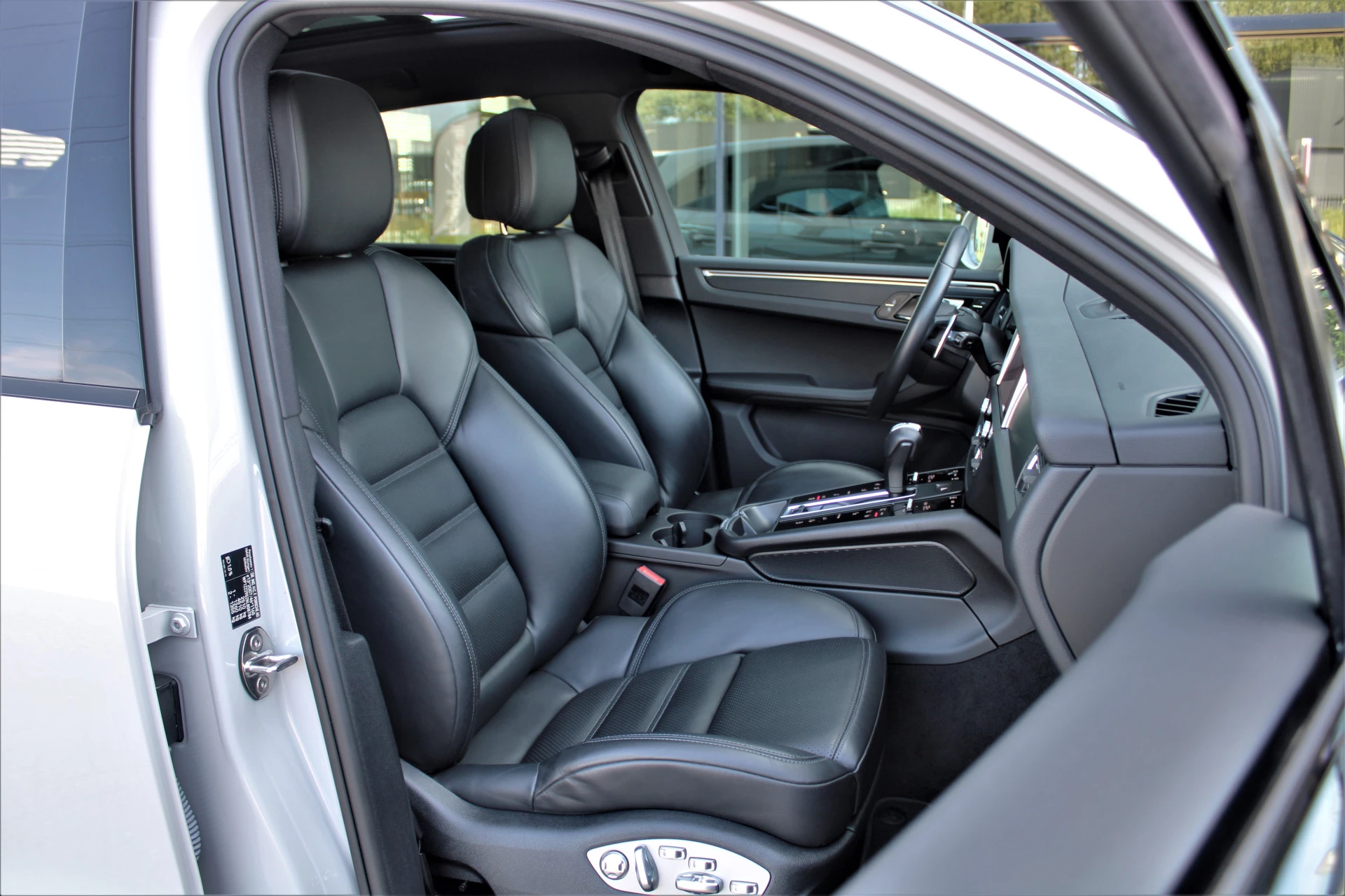Hoofdafbeelding Porsche Macan