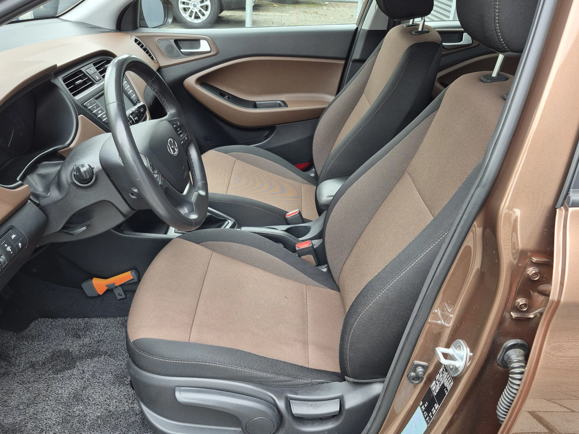 Hoofdafbeelding Hyundai i20