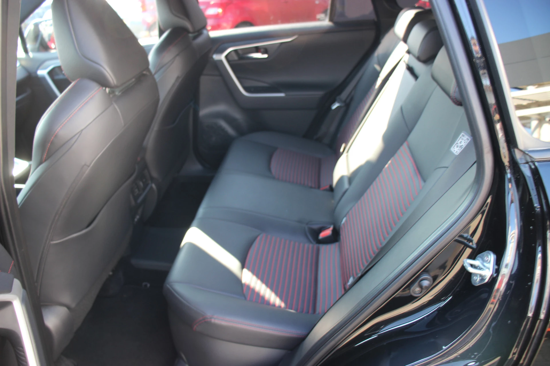 Hoofdafbeelding Suzuki Across