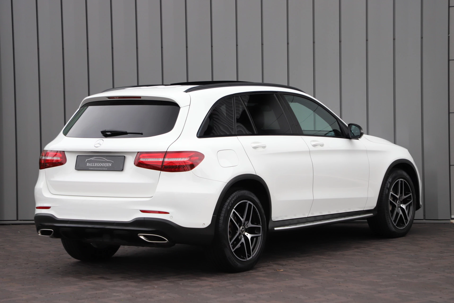 Hoofdafbeelding Mercedes-Benz GLC