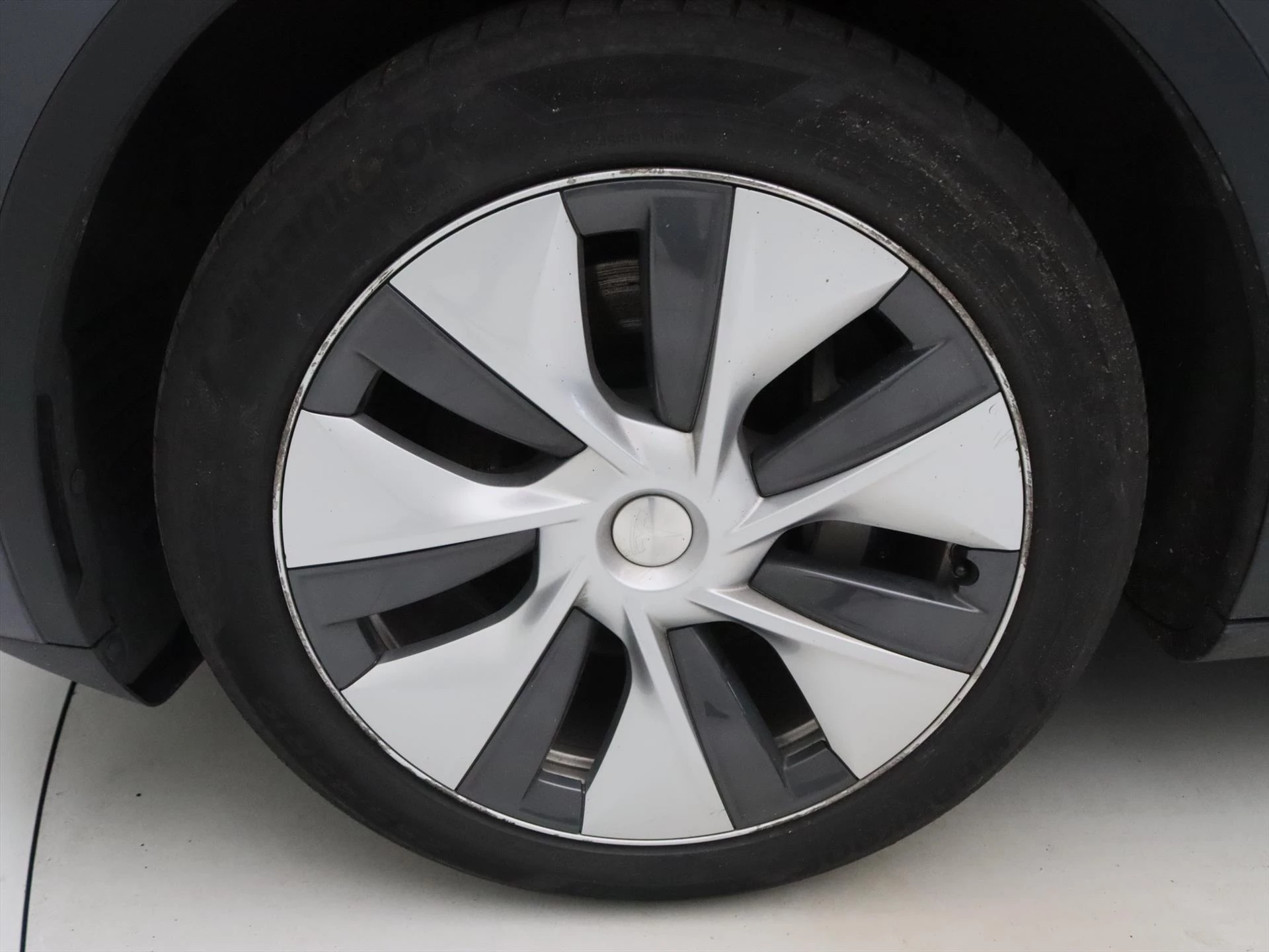 Hoofdafbeelding Tesla Model Y