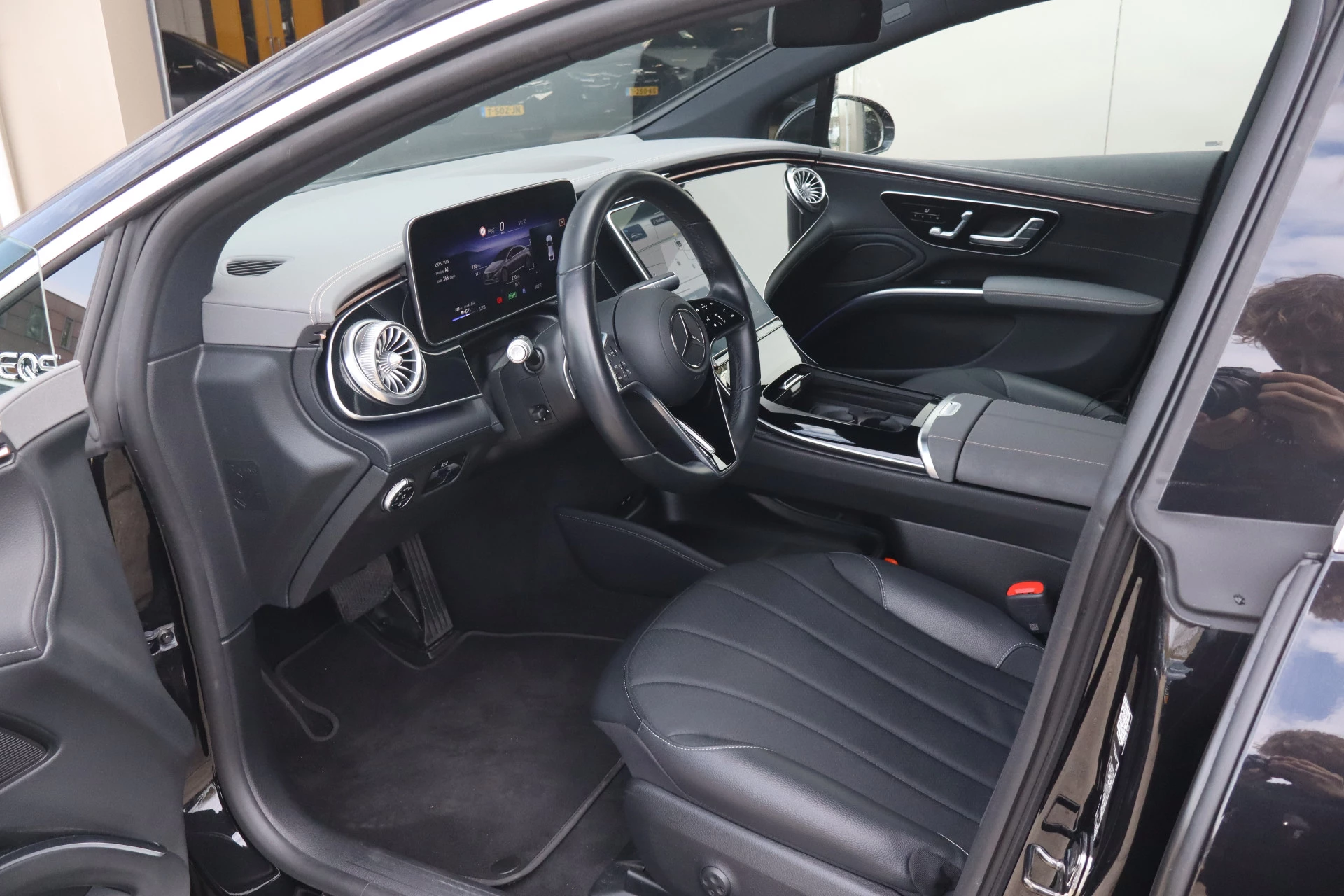 Hoofdafbeelding Mercedes-Benz EQS