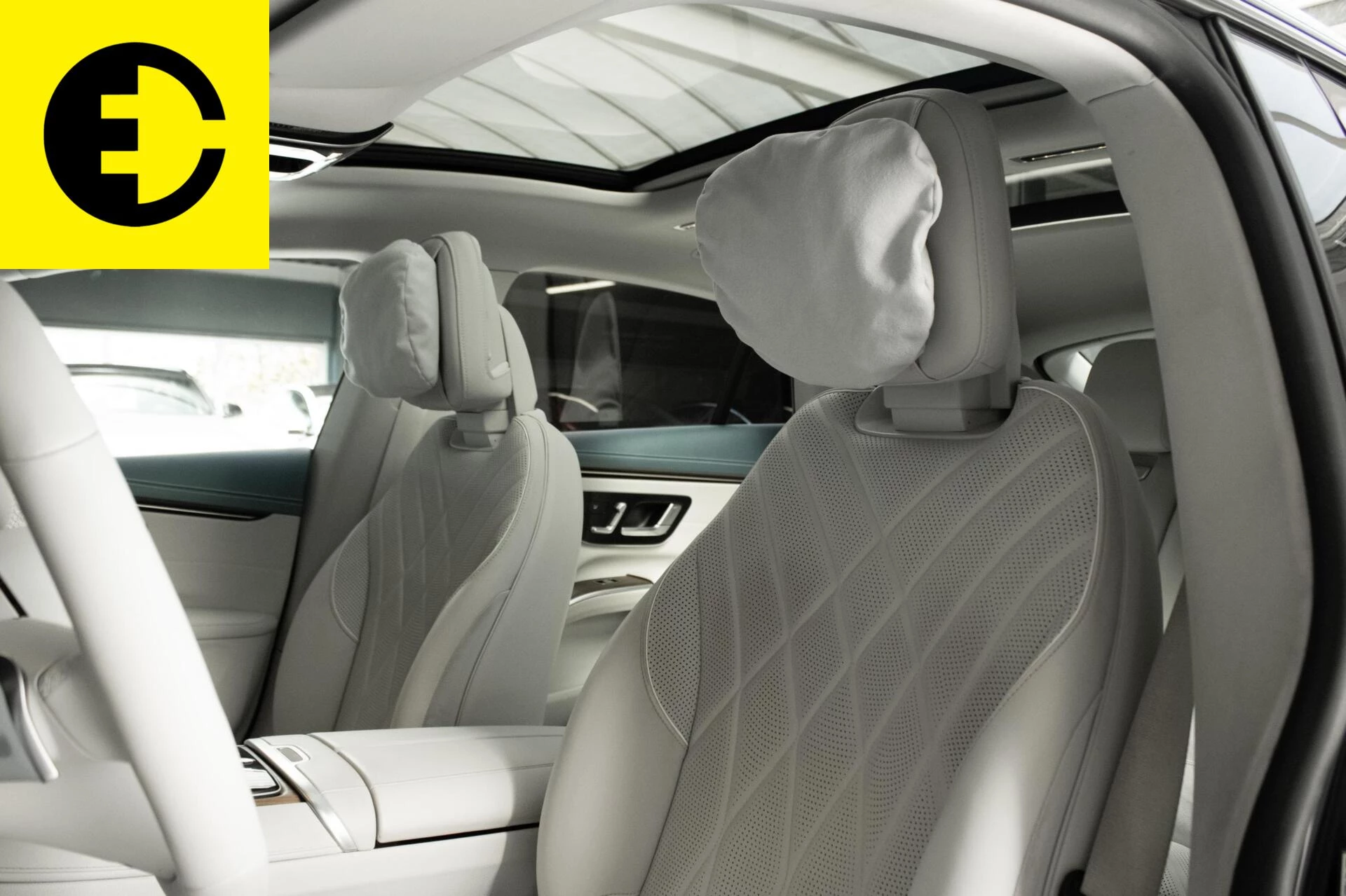 Hoofdafbeelding Mercedes-Benz EQS