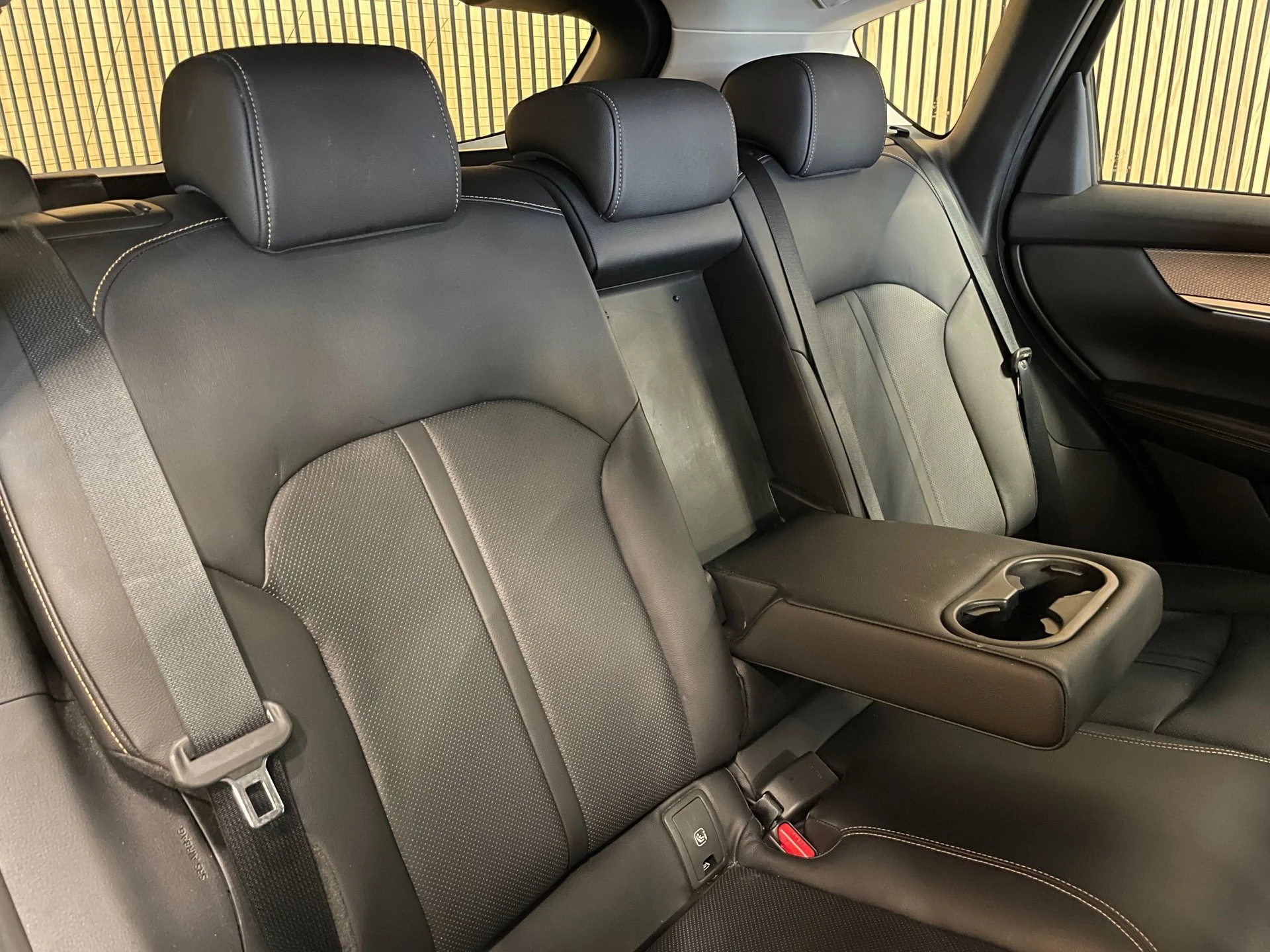 Hoofdafbeelding Mazda CX-60