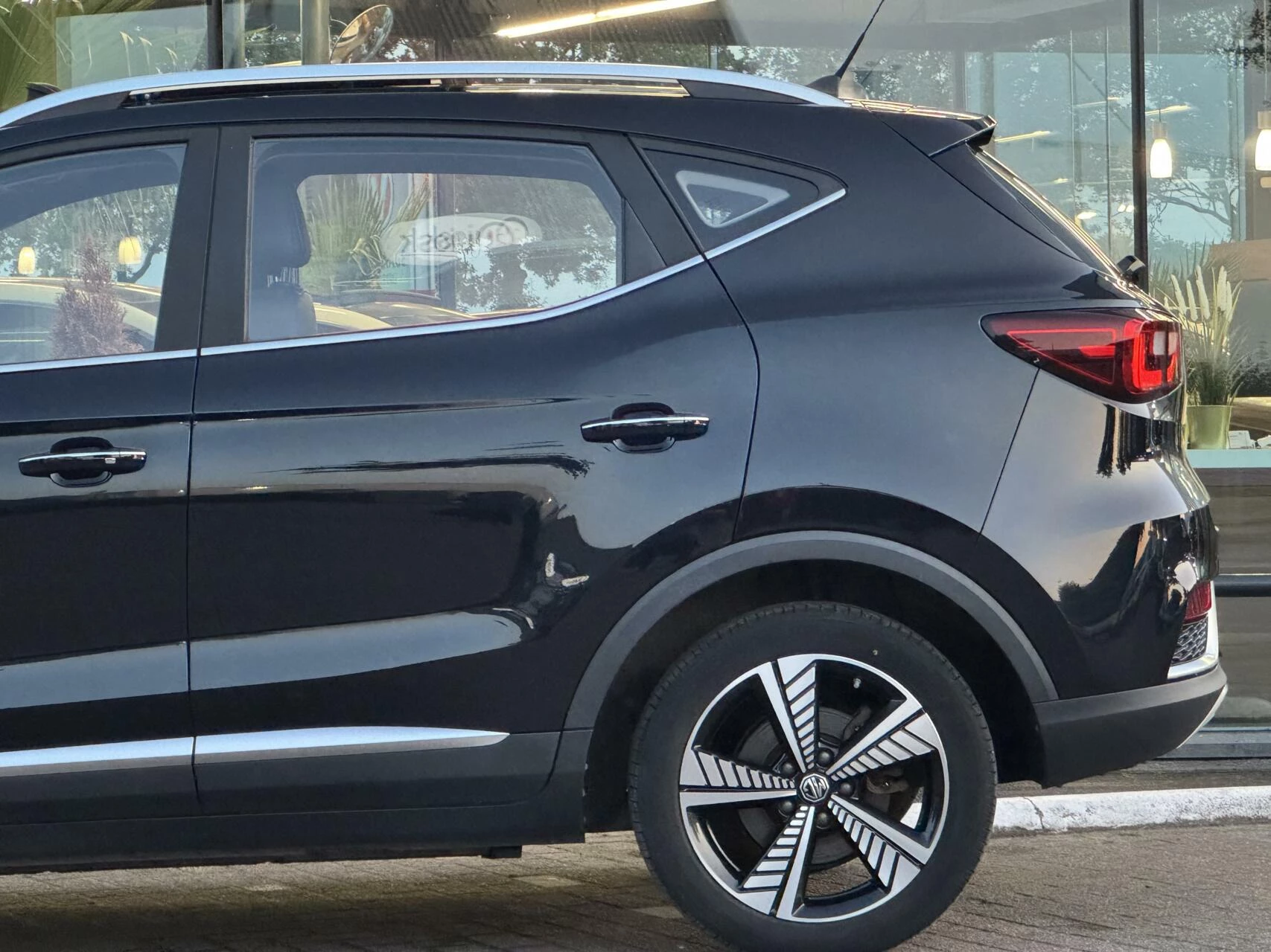 Hoofdafbeelding MG ZS EV