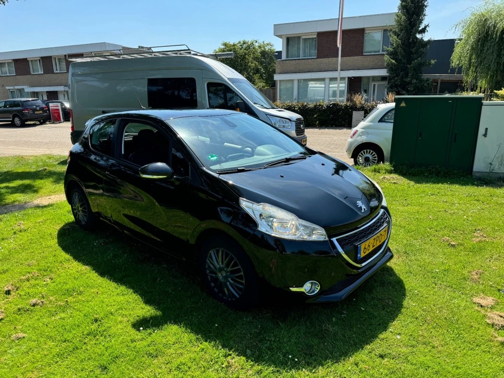 Hoofdafbeelding Peugeot 208