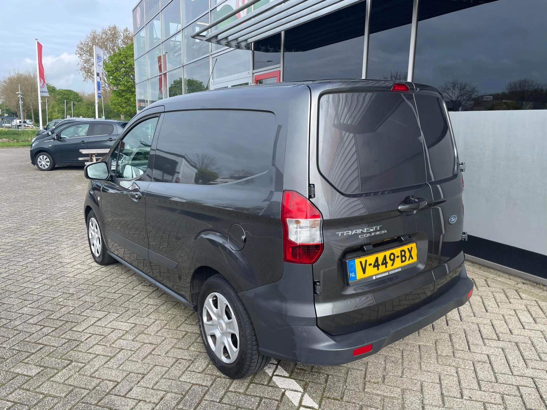 Hoofdafbeelding Ford Transit Courier