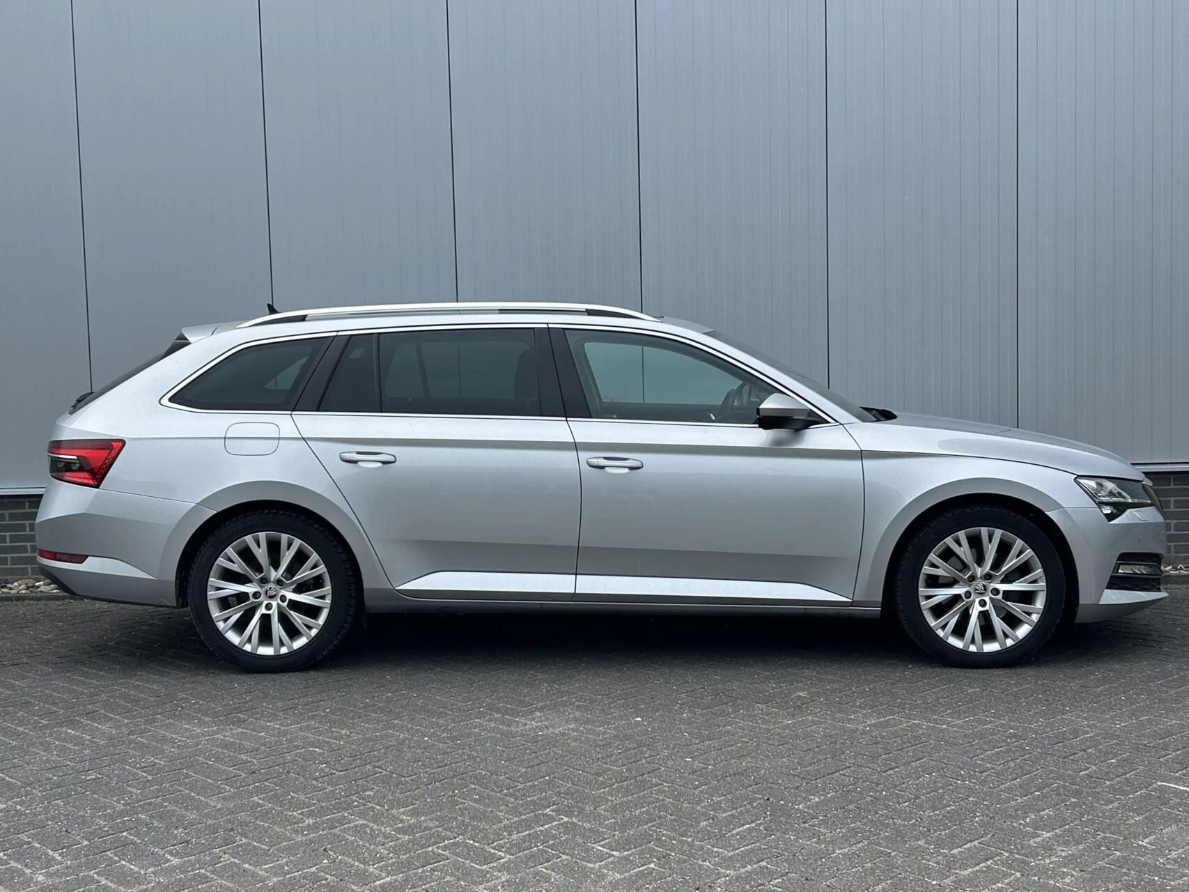Hoofdafbeelding Škoda Superb