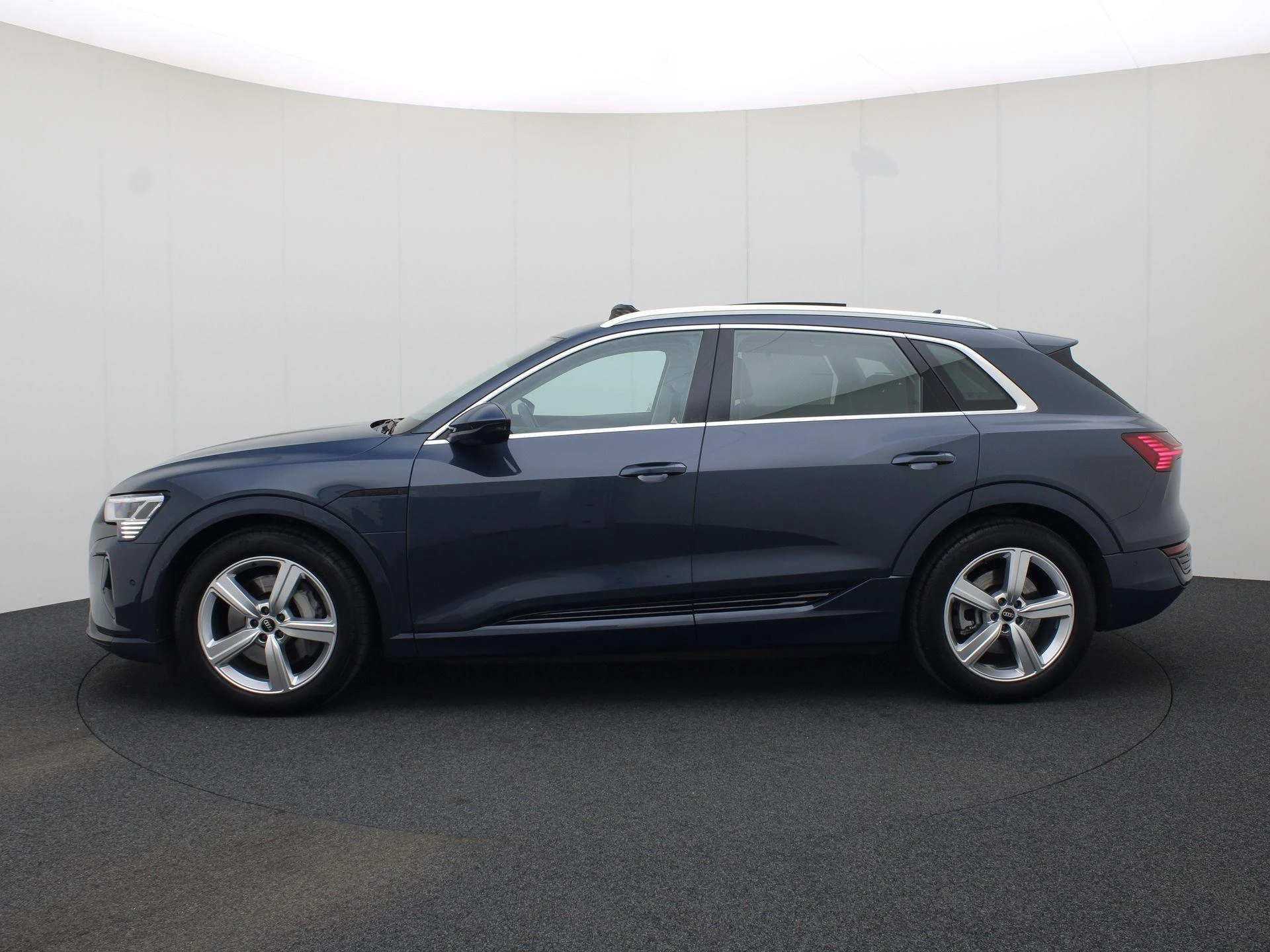Hoofdafbeelding Audi Q8 e-tron