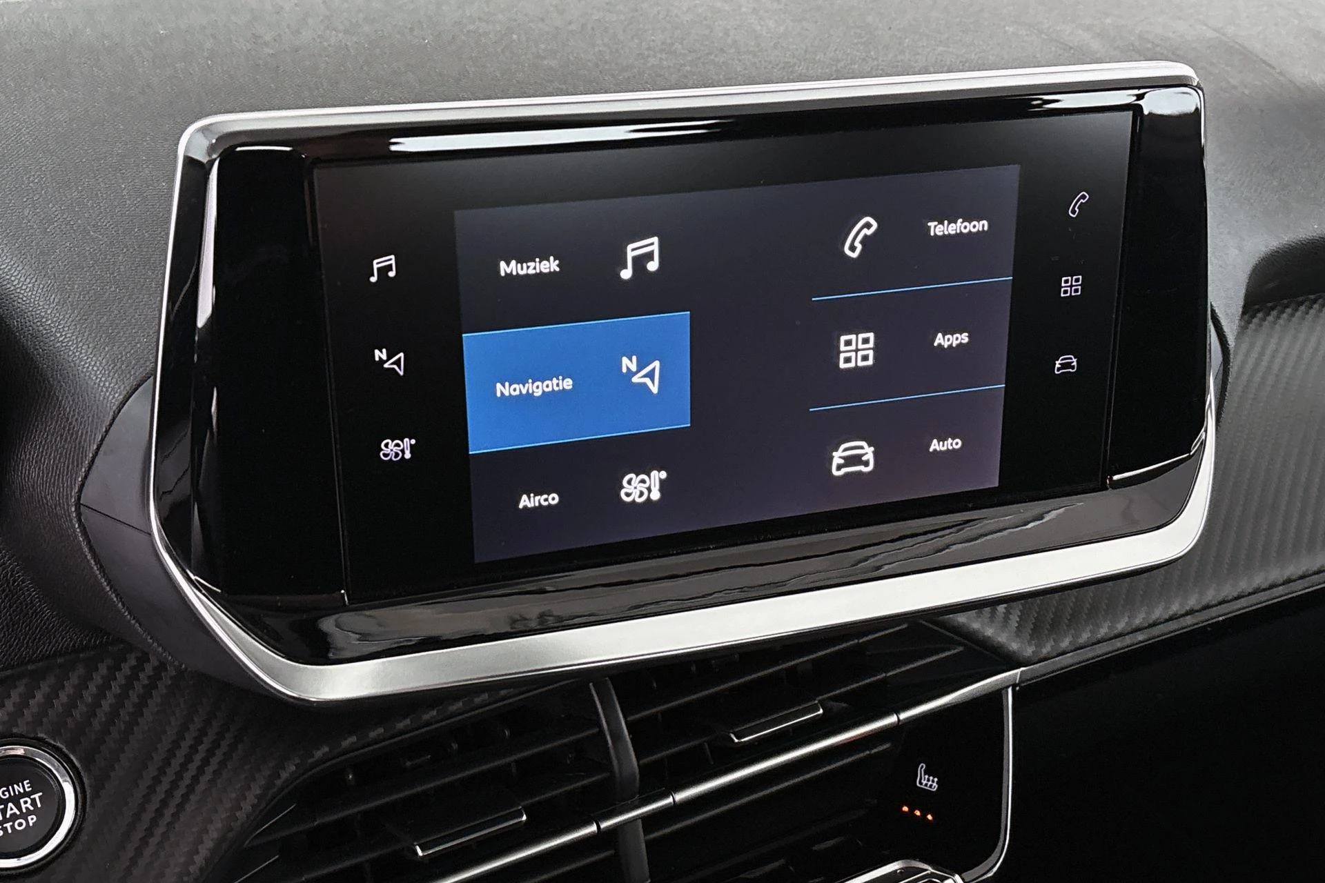 Hoofdafbeelding Peugeot e-208