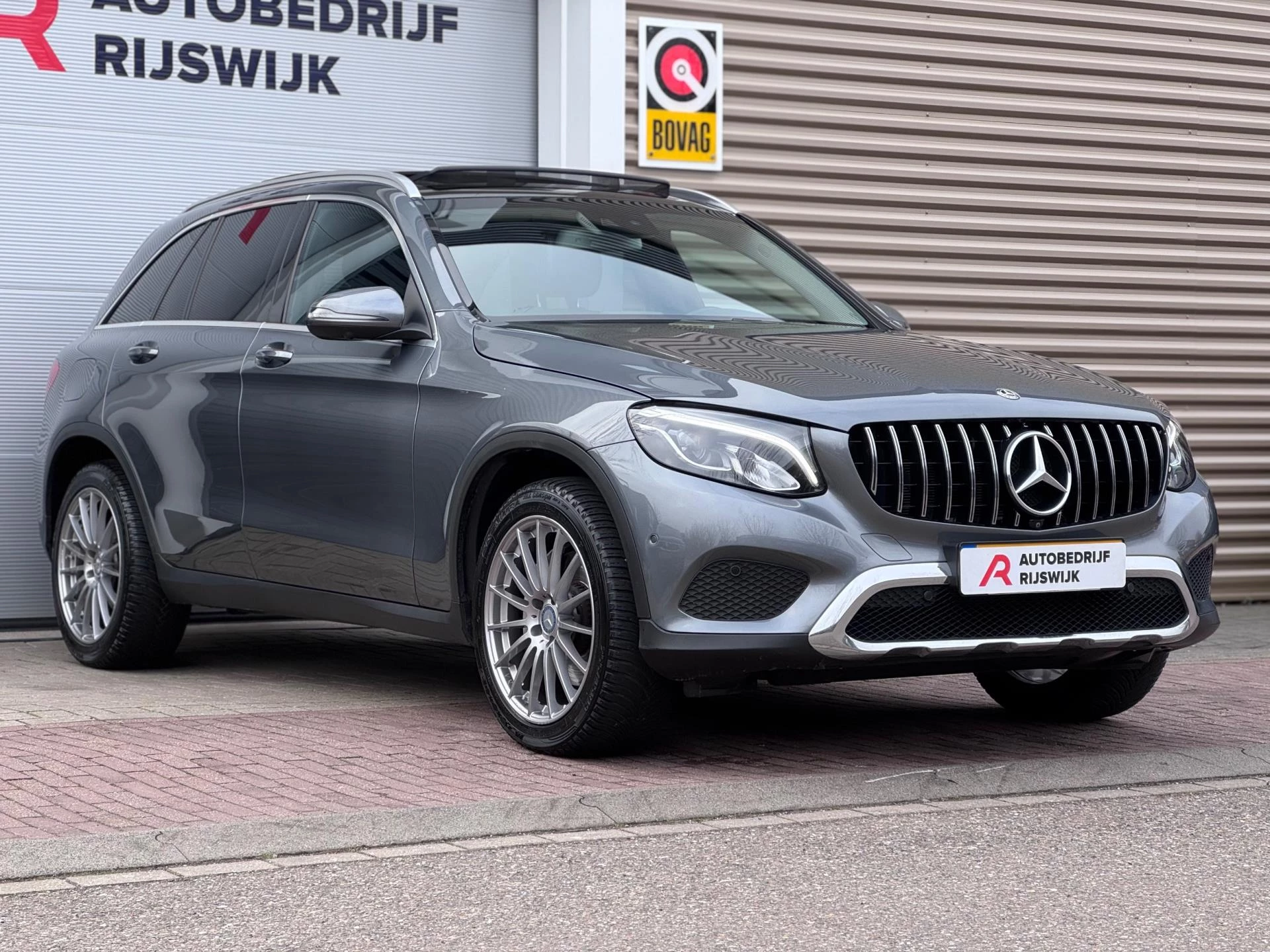 Hoofdafbeelding Mercedes-Benz GLC