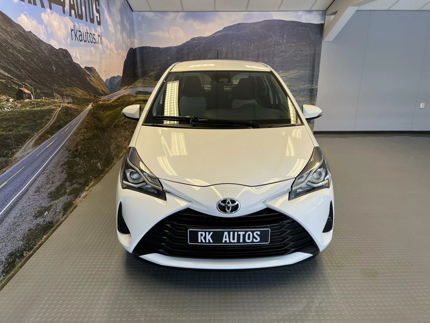 Hoofdafbeelding Toyota Yaris