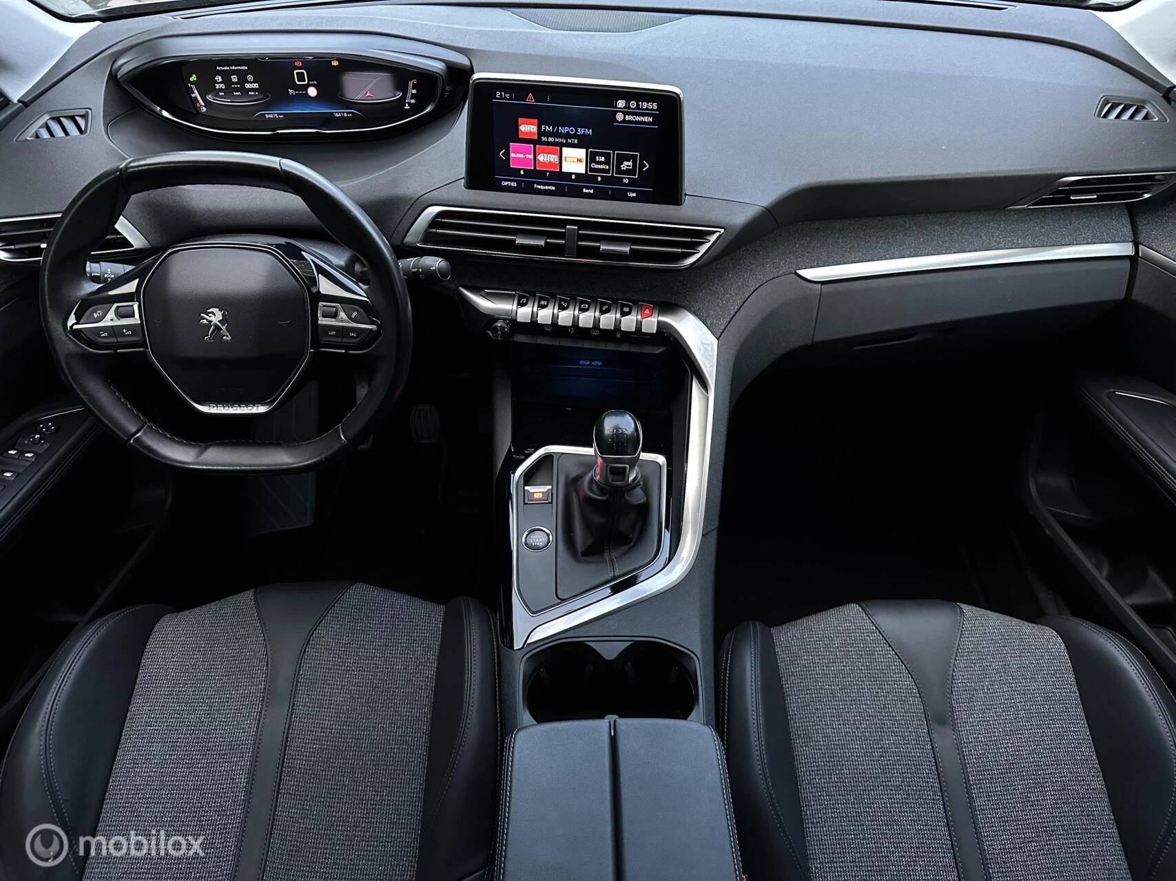 Hoofdafbeelding Peugeot 5008