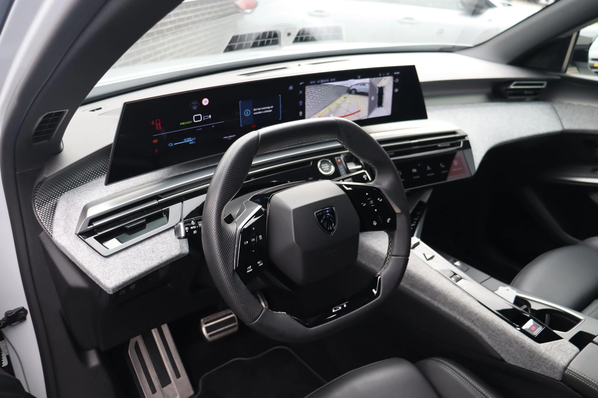 Hoofdafbeelding Peugeot e-3008