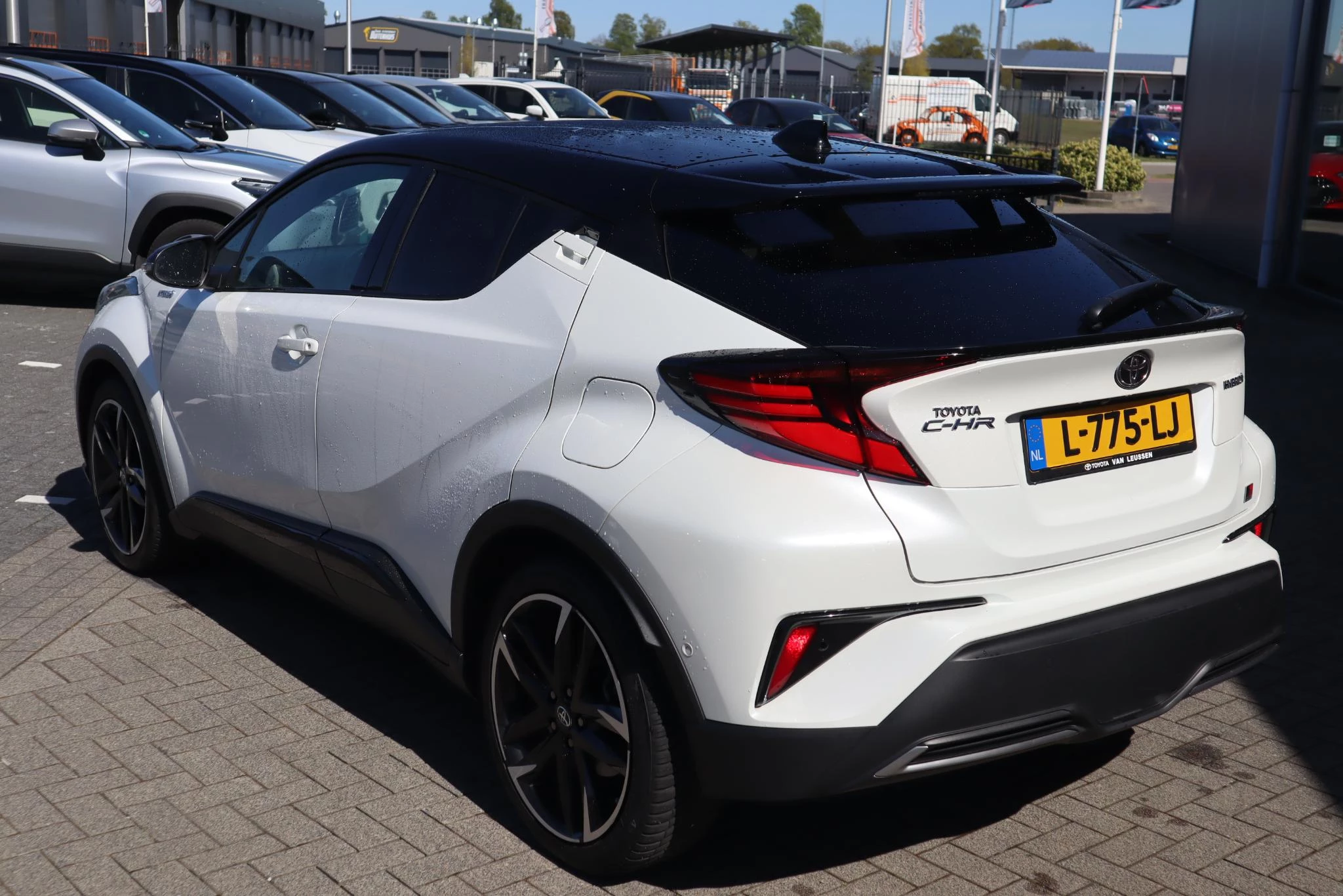 Hoofdafbeelding Toyota C-HR