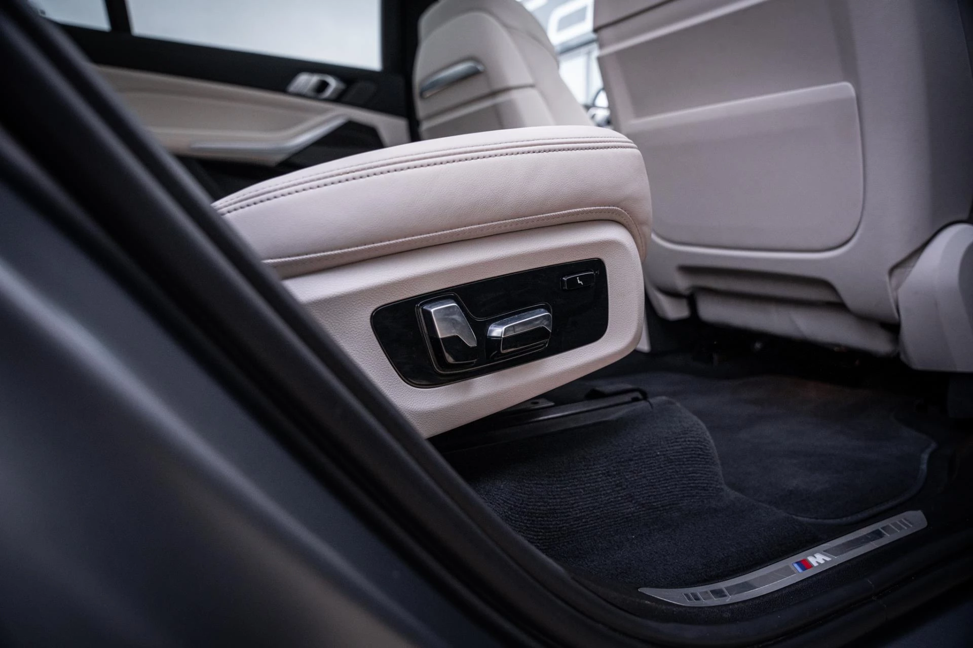 Hoofdafbeelding BMW X7