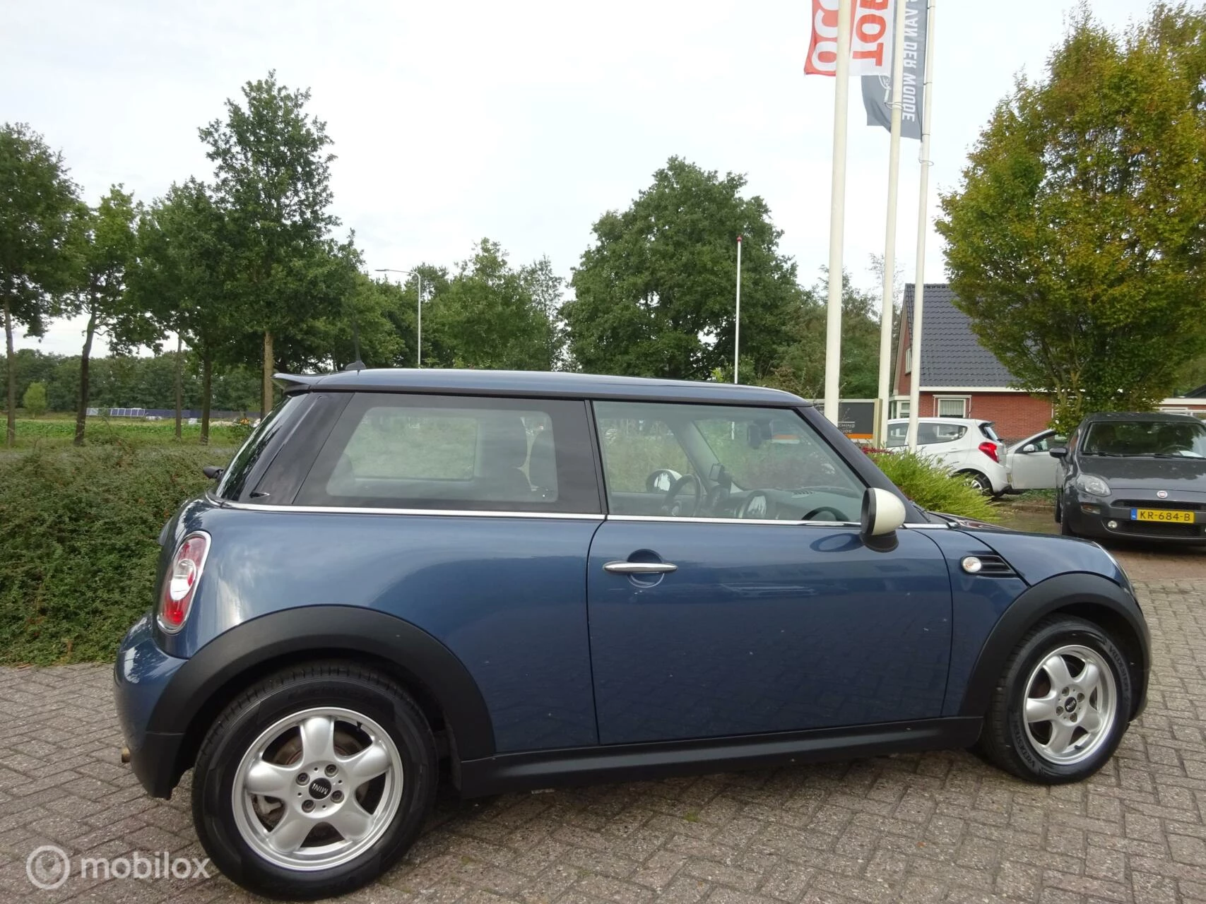 Hoofdafbeelding MINI One