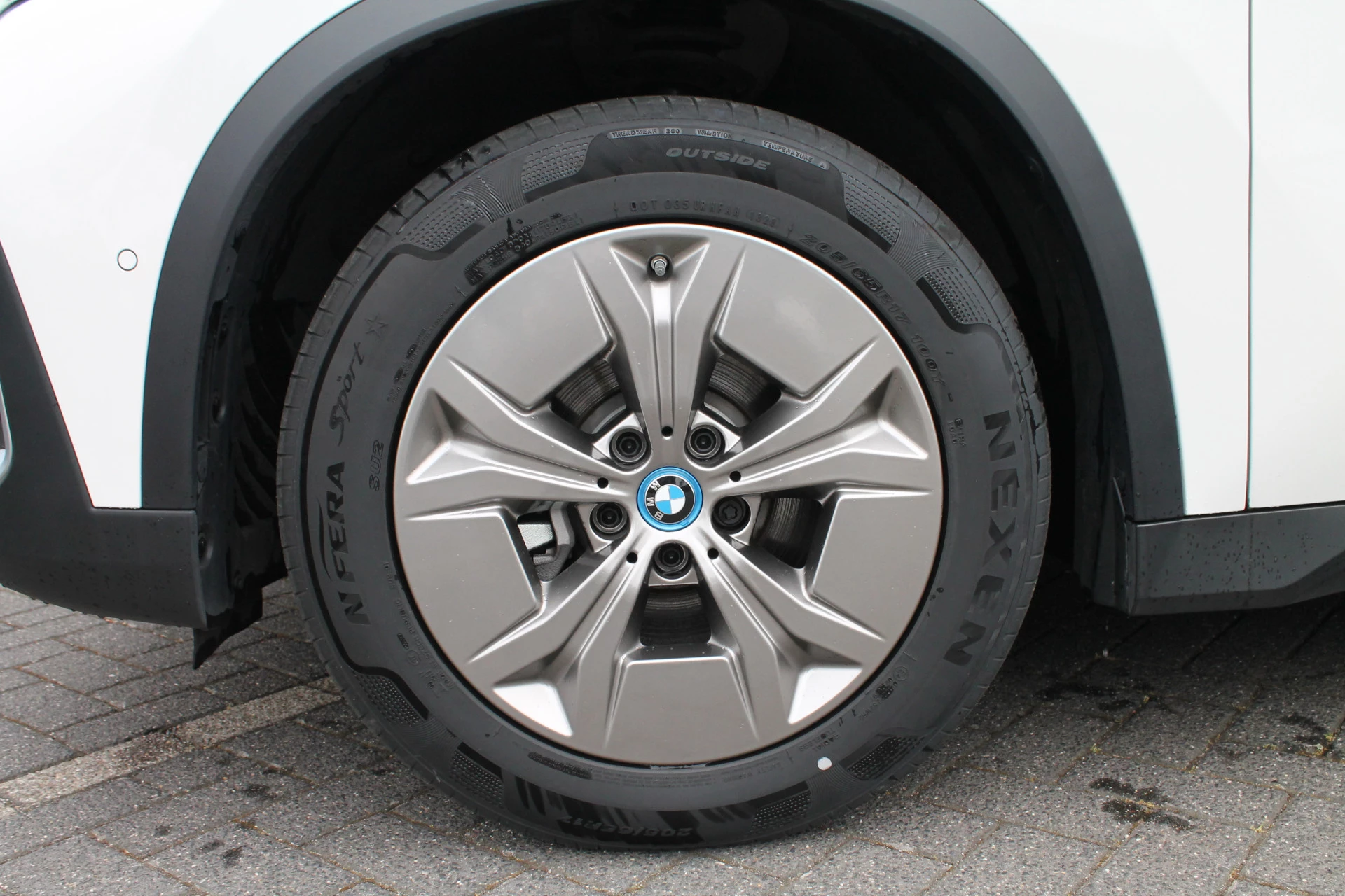 Hoofdafbeelding BMW iX1