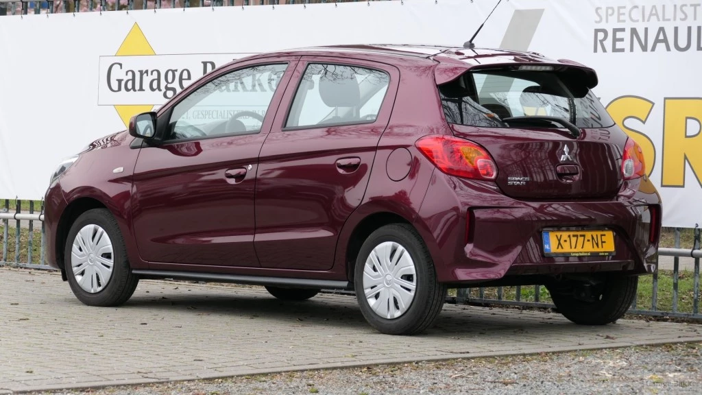 Hoofdafbeelding Mitsubishi Space Star