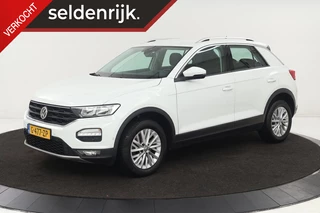 Volkswagen T-Roc 1.5 TSI Style | Stoelverwarming | Trekhaak |  Carplay | Full LED | Camera | Adaptive cruise | Park Assist | Navigatie | Climate control