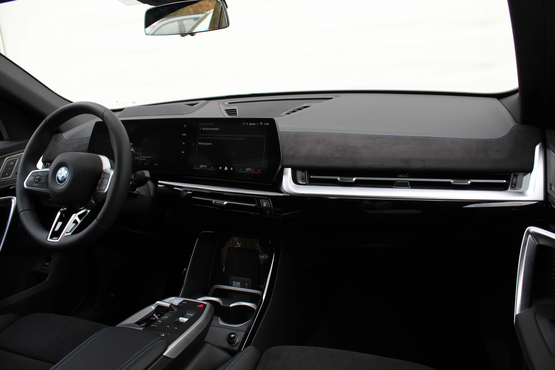 Hoofdafbeelding BMW iX2