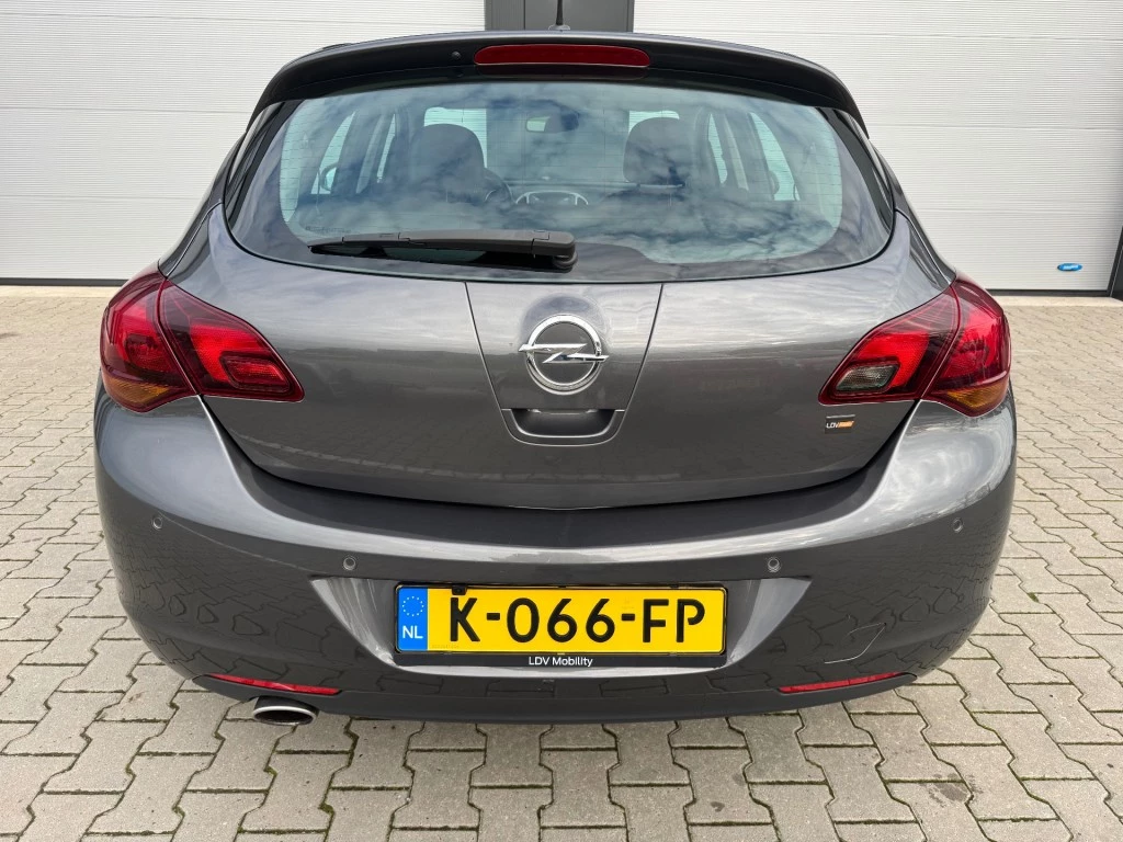 Hoofdafbeelding Opel Astra
