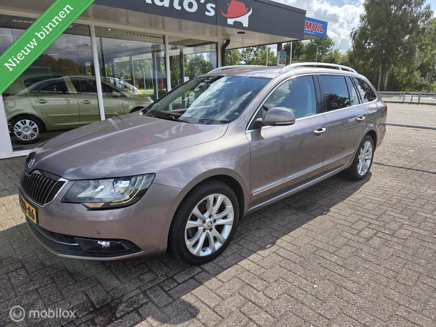 Hoofdafbeelding Škoda Superb
