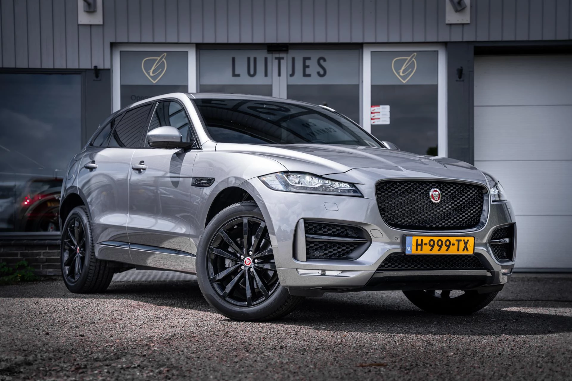 Hoofdafbeelding Jaguar F-PACE