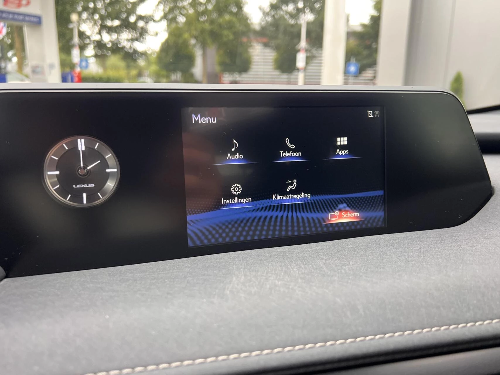 Hoofdafbeelding Lexus UX