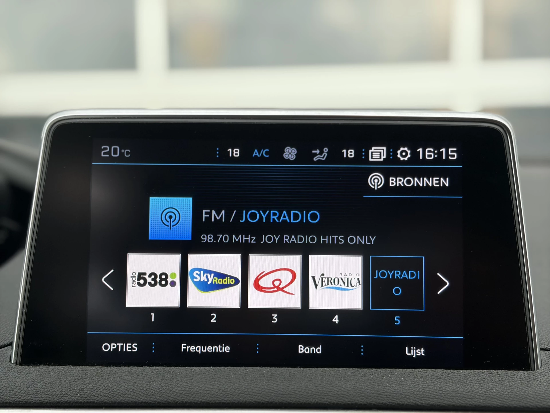 Hoofdafbeelding Peugeot 5008