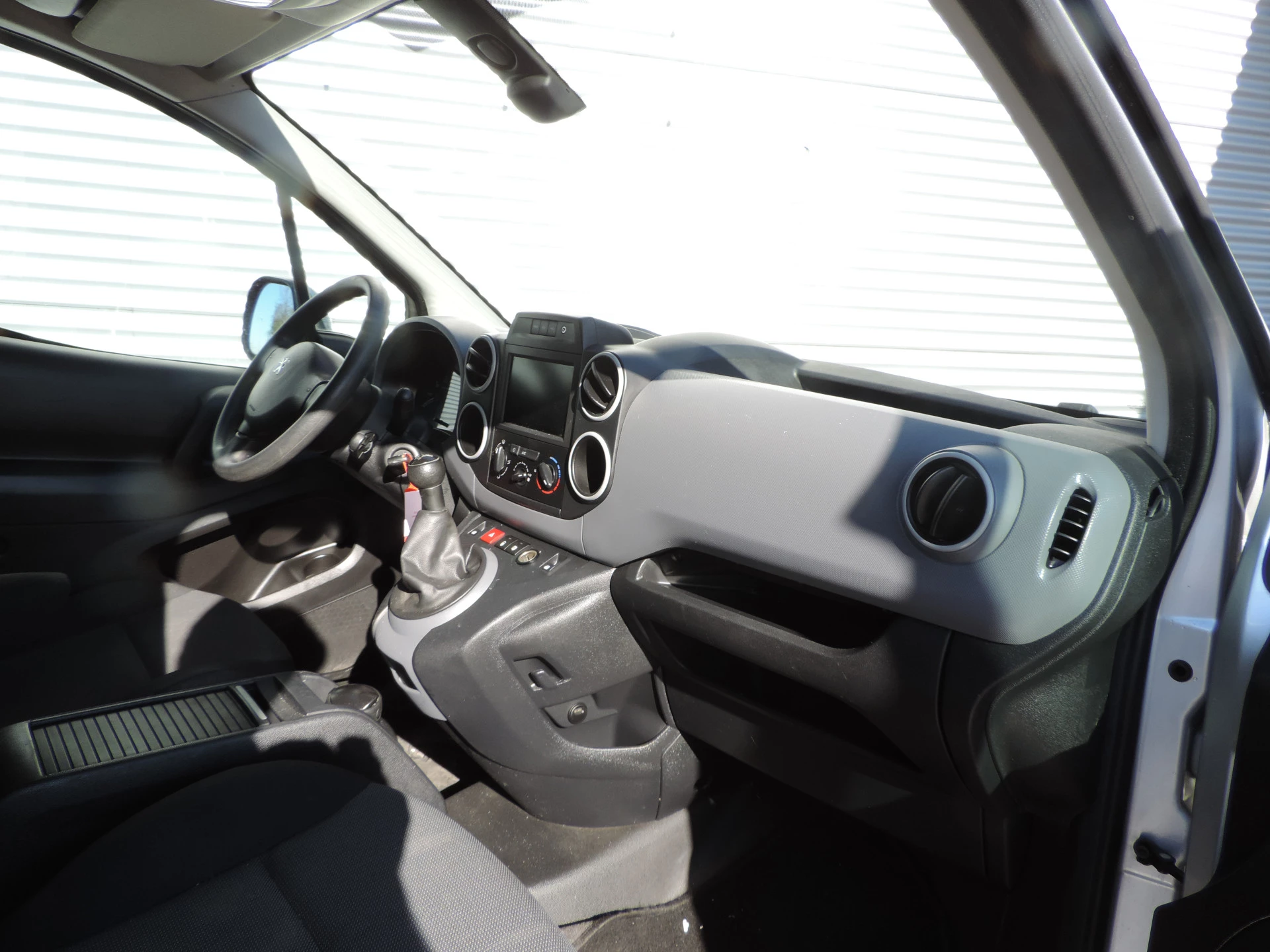 Hoofdafbeelding Peugeot Partner