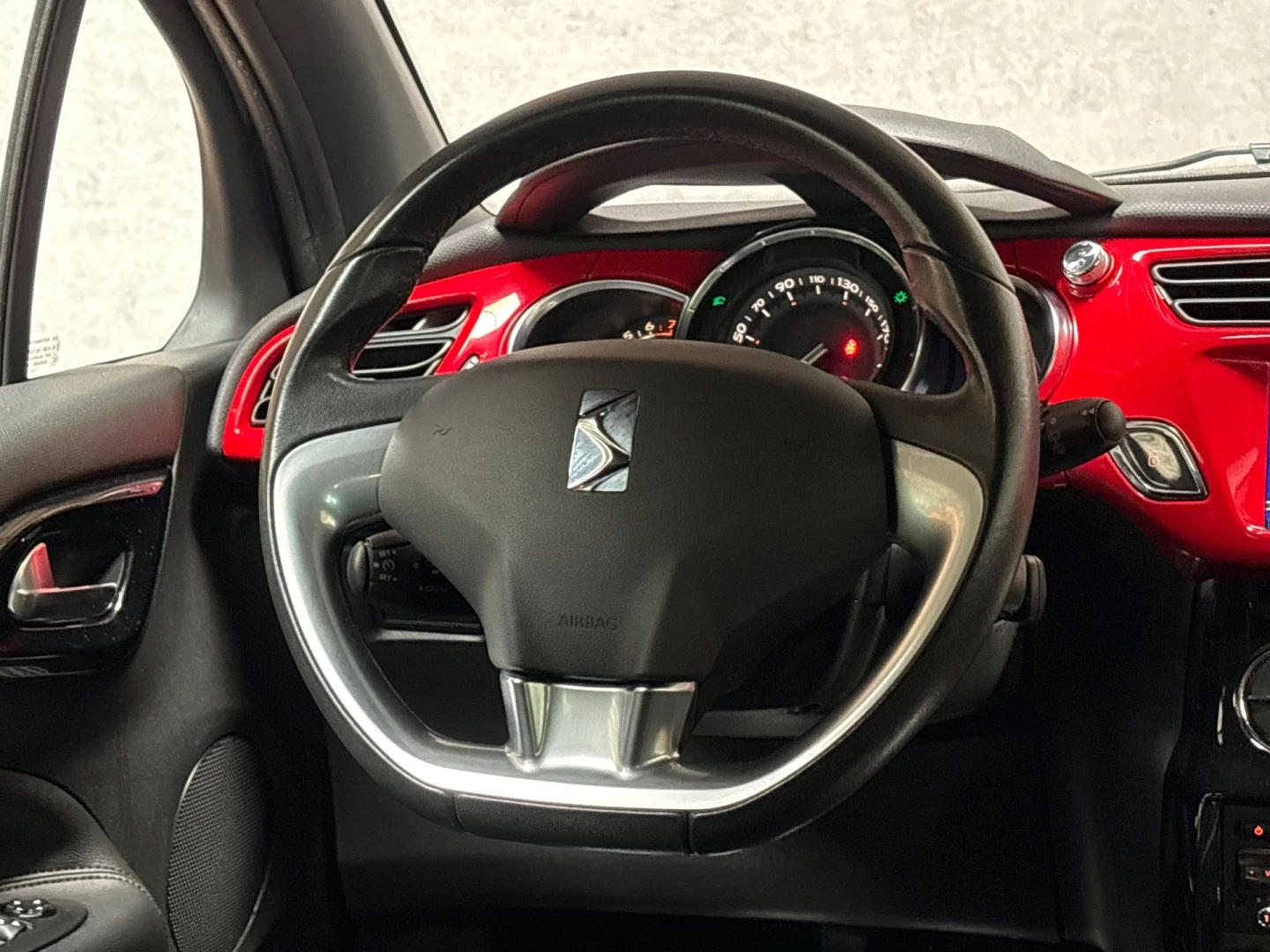 Hoofdafbeelding DS DS 3